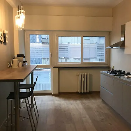 70's Luxury Cavour Apartment Bari