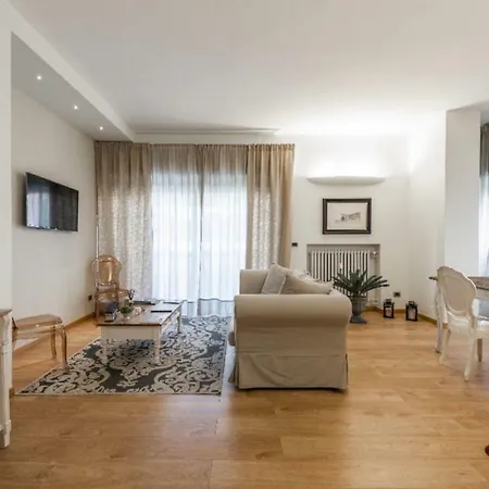 Apartment 70's Luxury Cavour Bari